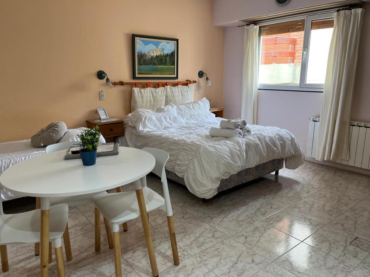 Complejo El Puente Apartment Пуерто Мадрин Екстериор снимка